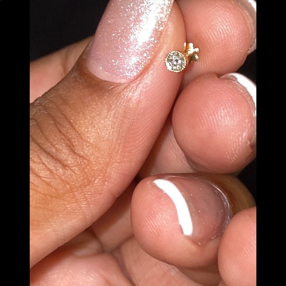 Maria Tash: Scalloped 2.5mm Threaded Stud
